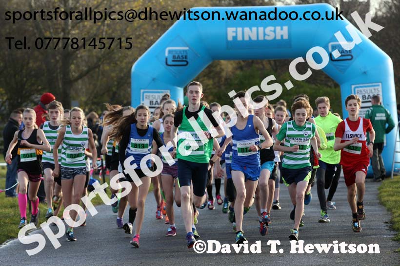 Boys and Girls under-15s, 2016 Heaton Memerial 10k Road Race. Photo: David T. Hewitson/Sports for All Pics